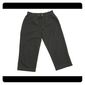 CUTE LITTLE CAPRI PANTS (GREAT FOR SUMMER)